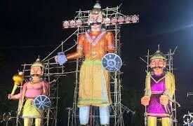 Grand Dussehra in Kolkata with 60-foot Ravana Effigy