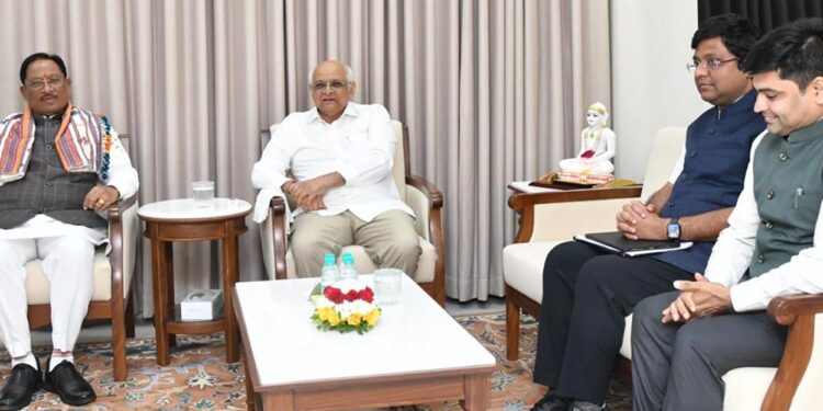 Chhattisgarh and Gujarat Forge Industrial Tie‑Ups to Boost Growth