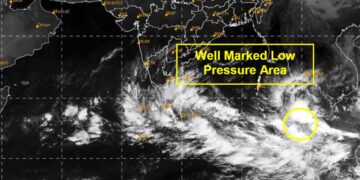 Cyclone Senyar Looming: Heavy Rain Alert Issued for Tamil Nadu, Andhra Pradesh & Southern States