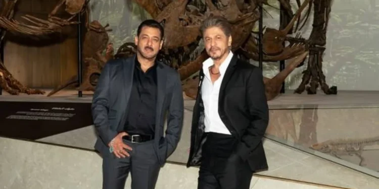 Shah Rukh and Salman Khan Take Over Abu Dhabi: Fans Say SRK Spends More Time With Salman Than Gauri