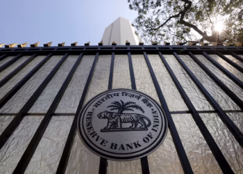 RBI Cuts Repo Rate, Injects Liquidity to Support India’s “Goldilocks” Economy