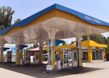 Fuel Prices Remain Unchanged Across Major Indian Cities
