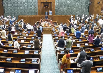 Lok Sabha Adjourned After Uproar Over President’s Address Amid Opposition Protests