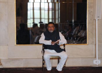 Mukul Roy, Former Railway Minister and Senior TMC Leader, Passes Away at 71