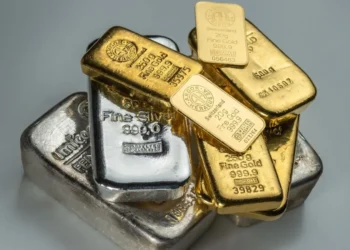 Gold and Silver Prices Witness Sharp Movements, Stirring Commodity Markets and Investor Sentiment
